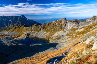 Kartal Yolu 'ndan Tatra Dağları' nın Panoraması. Tüm Tatra 'daki en zor ve tehlikeli yol..