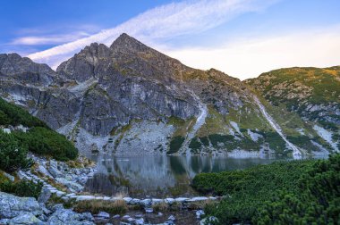 Koscielec Dağı manzarası. Tatra Dağları, Polonya.