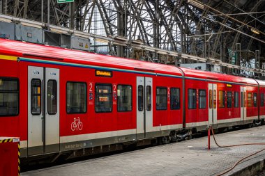 Frankfurt am Main, Almanya - 22 Aralık 2024: Frankfurt Ana İstasyonu, Frankfurt (Ana) Hauptbahnhof.