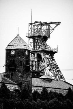 Katowice, Polonya - 4 Mayıs 2025: Terk edilmiş Wieczorek kömür madeni, önceki adı Giesche, Katowice, Polonya.