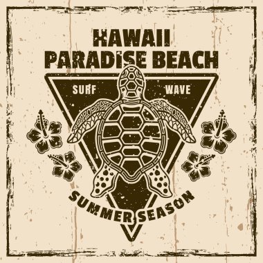 Hawaii Paradise plaj taşıyıcı amblemi, etiket, rozet ya da kaplumbağa manzaralı logo. Grunge doku örnekleriyle arka planda illüstrasyon