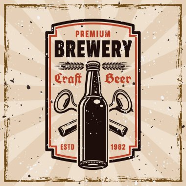 Bira renkli retro amblem, rozet, arka planda farklı katmanlarda desenleri olan etiket