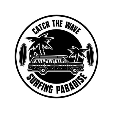 Klasik sörf arabası, avuç içi ve gün batımı vektörü siyah amblem veya beyaz arkaplanda izole edilmiş klasik tarzda tişört baskısı