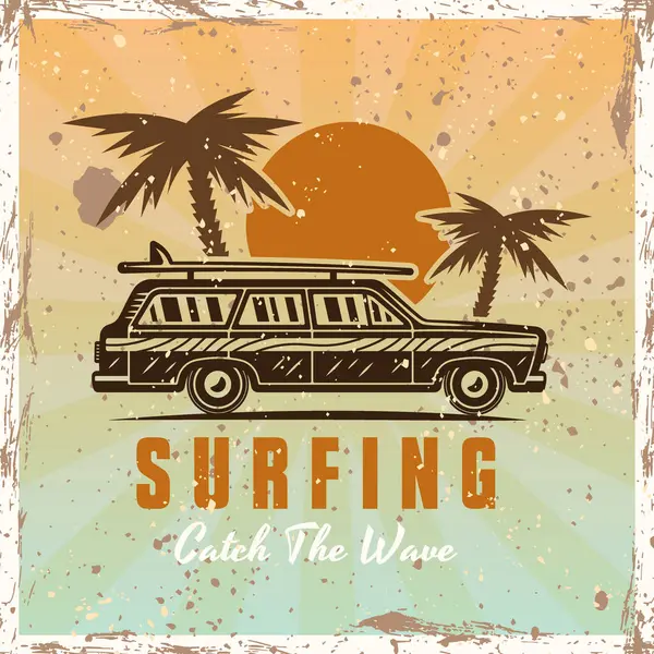 Klasik sörf arabası, avuç içi ve gün batımı vektör amblemi veya renkli tişört baskısı. Parlak arkaplanda vektör illüstrasyonu