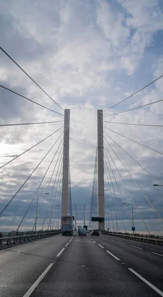 Γέφυρα Queen Elizabeth Διασχίζει Τον Ποταμό Τάμεση Μεταξύ Dartford Στο — Φωτογραφία Αρχείου