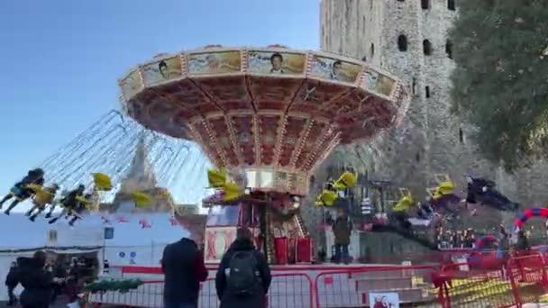 Chain Swing Carousel Motion Grounds Rochester Castle Kent Christmas Time — Stock Video