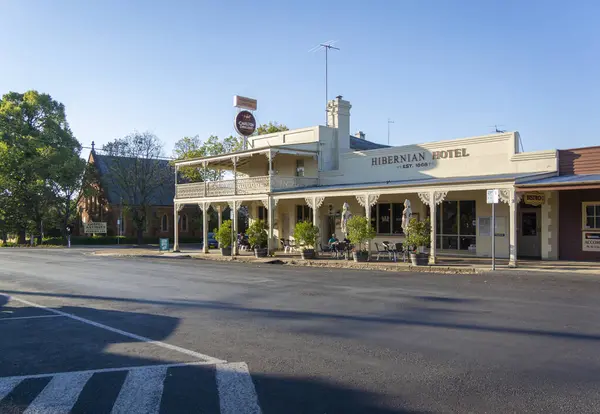 Beechworth, Avustralya, Nisan 2018 - Tarihi Beechworth, Victoria, Avustralya 'daki Hibernian Otel binası