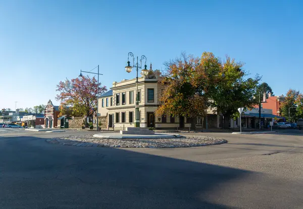 Beechworth, Avustralya, Nisan 2018 - Tarihi Beechworth, Victoria, Avustralya 'da sokak manzarası