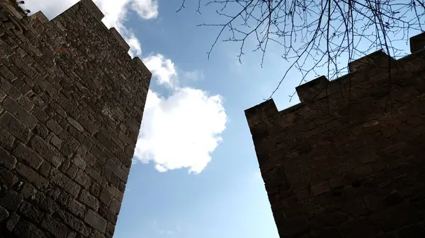 Türkiye 'nin Kayseri ilindeki eski kale duvarı 