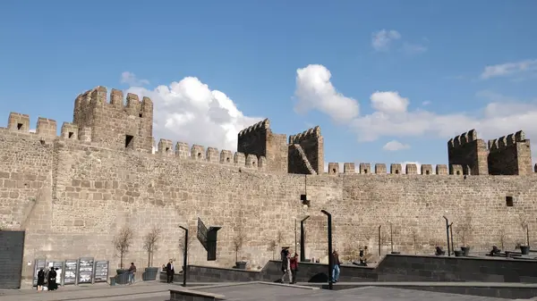 Türkiye 'nin Kayseri eyaletinin en ünlü kent simgesine sahip kalesi