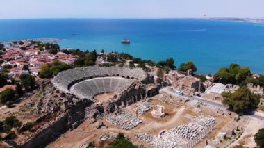 Antik tiyatro ve Akdeniz