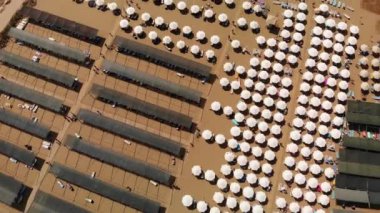 Sahilin ve güvertenin en iyi manzarası