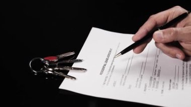 Kira sözleşmesi kontrol ediliyor