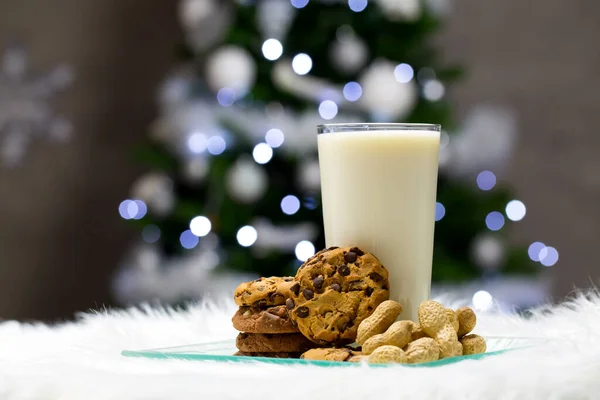 Copo Leite Com Biscoitos Natal — Fotografia de Stock