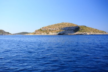  Hırvatistan 'ın Dalmaçya bölgesindeki Kornati ulusal parkının manzarası