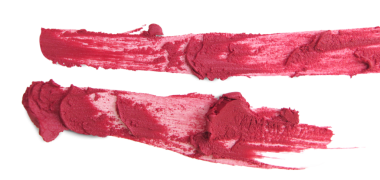 Şeffaf arkaplanda lekeli ruj