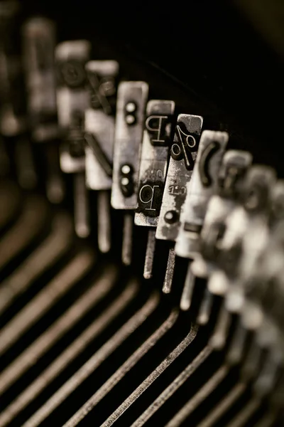 Primo Piano Vecchie Piastre Macchine Scrivere Scioperanti Strykers Con Lettere — Foto Stock