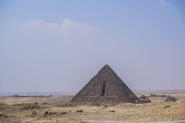 Granit taşlı Menkaure Mycerinus Piramidi, Giza Çölü, Cenaze Tapınağı