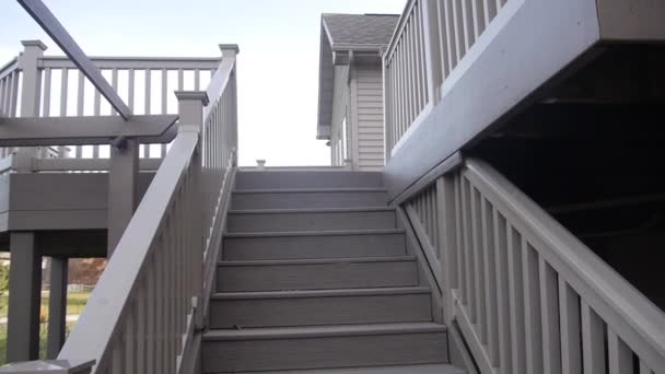 Kapalı Merdiven Eğilim Yukarı Aşağı Görüntü — Stok video