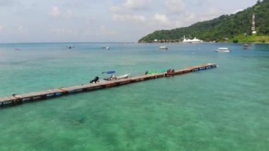 Malezya 'daki Perhentian Adası' nın insansız hava aracı görüntüsü...