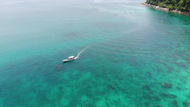 Drohnen Ansicht Eines Bootes Das Sich Auf Perhentian Island Vorwärts — Stockvideo
