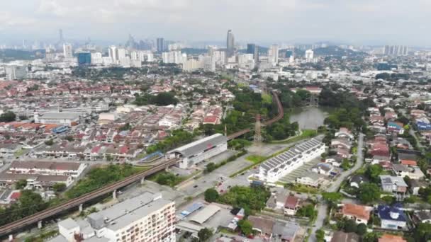 马来西亚现代公寓和亚洲住宅的鸟瞰 — 图库视频影像