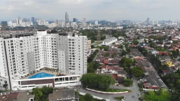 Drone Vista Edificios Modernos Resort Casas Una Ciudad — Vídeo de stock