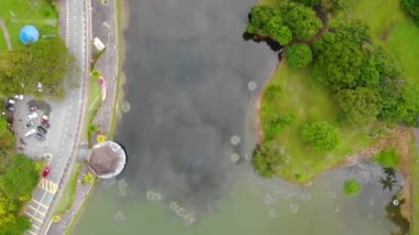 Yakınlardaki Taiping Gölü 'nün güzel drone manzarası
