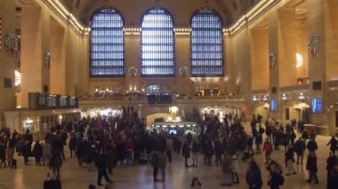 People Walking In Crowded Grand Central Train Station From Above - Static