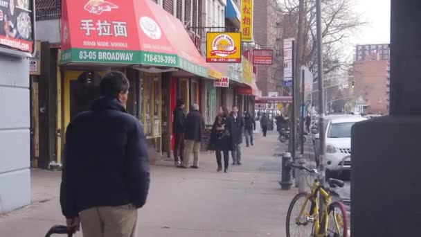 People Walking Street Static — стоковое видео