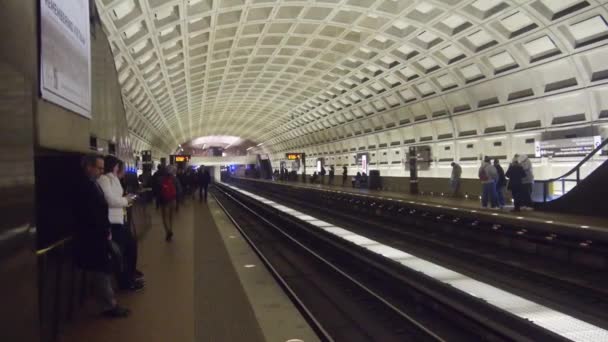 Underground Subway Station People Static — стоковое видео