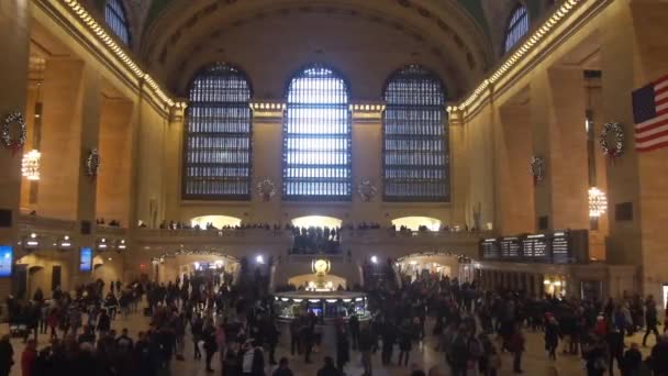 Crowded Grand Central Train Station Windows Static — Stockvideo