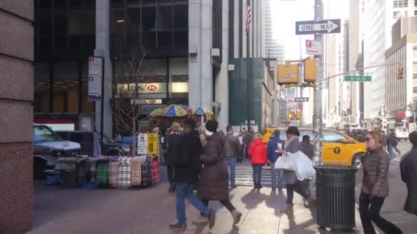 Busy Street People Walking Buildings Static — Stockvideo