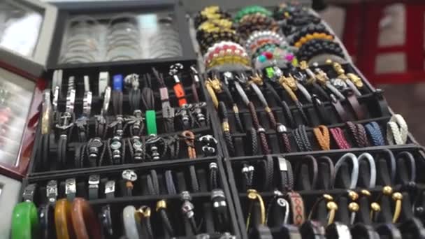 Gezicht Ringen Sieraden Accessoires Winkel Maleisië — Stockvideo
