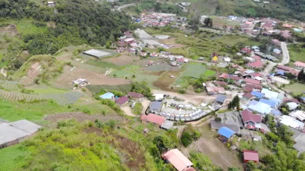Vista Drone Casas Tradicionais Arredores Tropicais — Vídeo de Stock