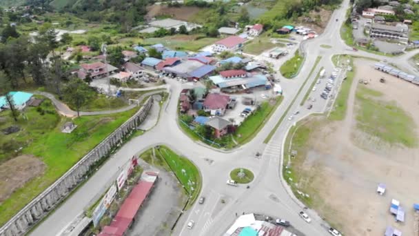 Vista Aérea Superior Casas Coches Cerca Zonas Verdes Malasia — Vídeos de Stock