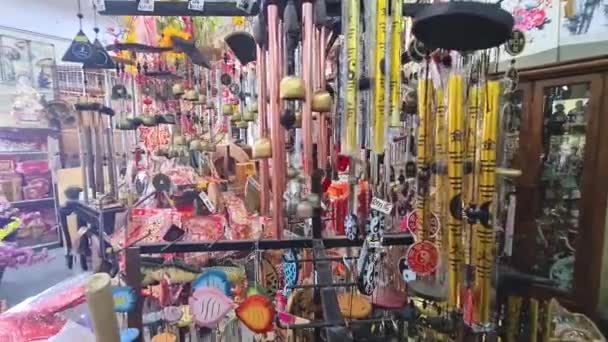 Lonceng Angin Untuk Dijual Toko Kuil Kek Lok — Stok Video