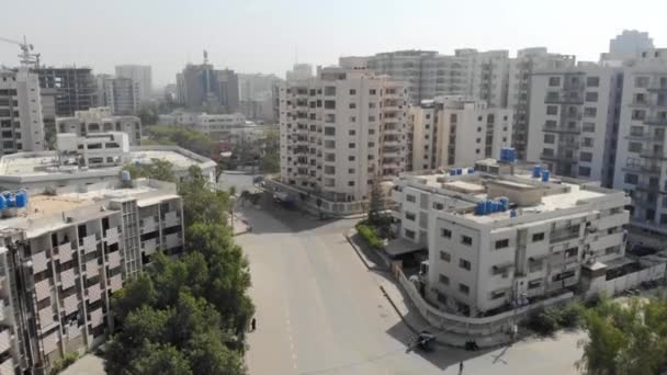 卡拉奇白天建筑物的空中景观 向前推进 — 图库视频影像