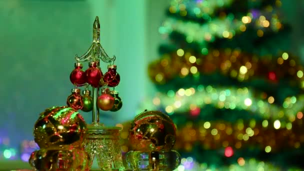 Sobre Fondo Semi Borroso Con Árbol Navidad Pequeño Árbol Navidad — Vídeo de stock