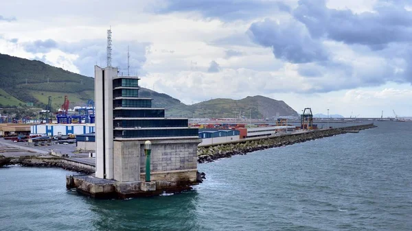 Moderno Edificio Sul Muro Portuale Port Getxo Bilbao Spagna — Foto Stock