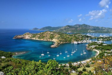 Timsah burnu ve Antigua İngiliz limanı