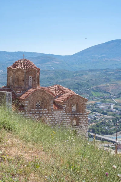 Historisk Ortodox Kyrka Uppe Vid Berat Slott Berat Albanien Högkvalitativt Stockfoto