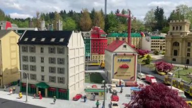 Gunzburg, Almanya - 6 Mayıs 2024: Almanya 'daki Legoland eğlence parkı. Yüksek kalite 4k görüntü