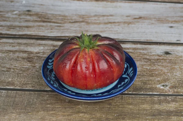 Νωπά Τρόφιμα Ακατέργαστη Φύση Βιολογική Ώριμη Κόκκινη Φυτική Ντομάτα Γεωργία — Φωτογραφία Αρχείου