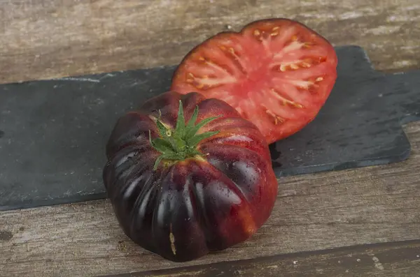 Friss Élelmiszer Nyers Természet Organikus Érett Piros Növényi Paradicsom Mezőgazdaság — Stock Fotó