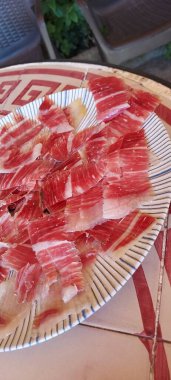 Jamon embutido tapas cocinar tapear mediteraneo dieta lomo salchichon 
