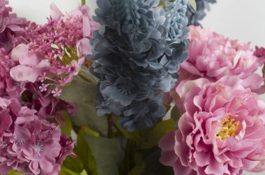 Güzel bir buket taze çiçek, yakın görüş.