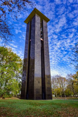 Berlin Carillon 1987 'de Tiergarten Park' ta inşa edildi..