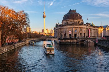 Berlin, Almanya - 11 Ekim 2022: Bode Müzesi, Berlin, Almanya