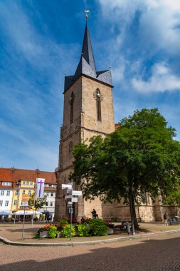 Lower Saxony, Almanya, 08-25-2023: Kirche, Duderstadt, Niedersachsen, Deutschland.